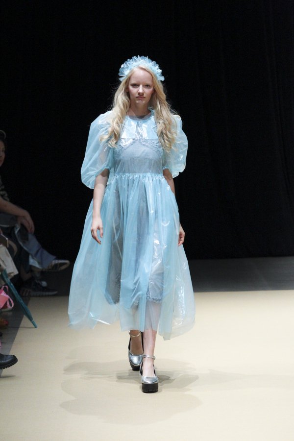 RakutenFWT's tweet photo. [ Information] #AmazonFWT Collection Report | MEMUSE
[JP] https://t.co/sy1fsUnOem
[EN] https://t.co/OVhJHRFCG5
 #AMFWT #fashionweek #ファッションウィーク #tokyo #東京 #2019SS #2019春夏 
#MEMUSE  #メミューズ https://t.co/5mfScRtH48