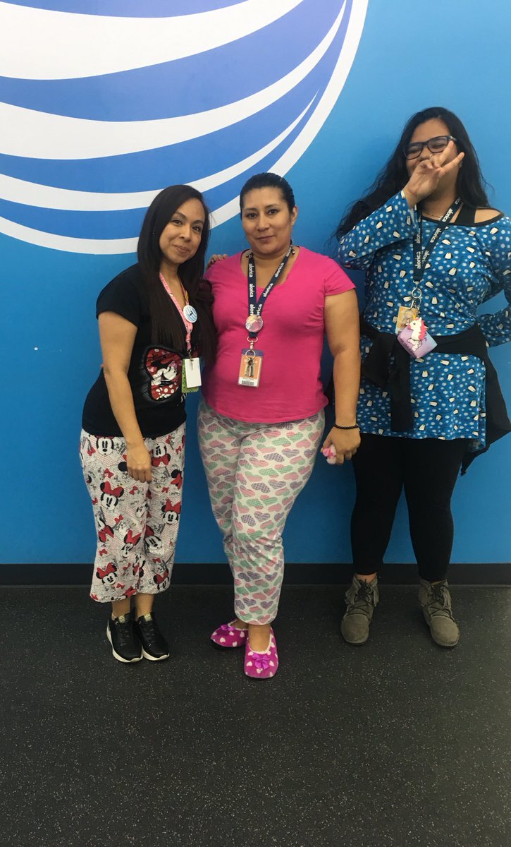 GmaCampus's tweet photo. Pj’s day! #FunAtWork #CoolEnvironmentGt #pijamaparty @ATTDonaldShaw @Rafa_mn8 https://t.co/wJ2I78rrtD