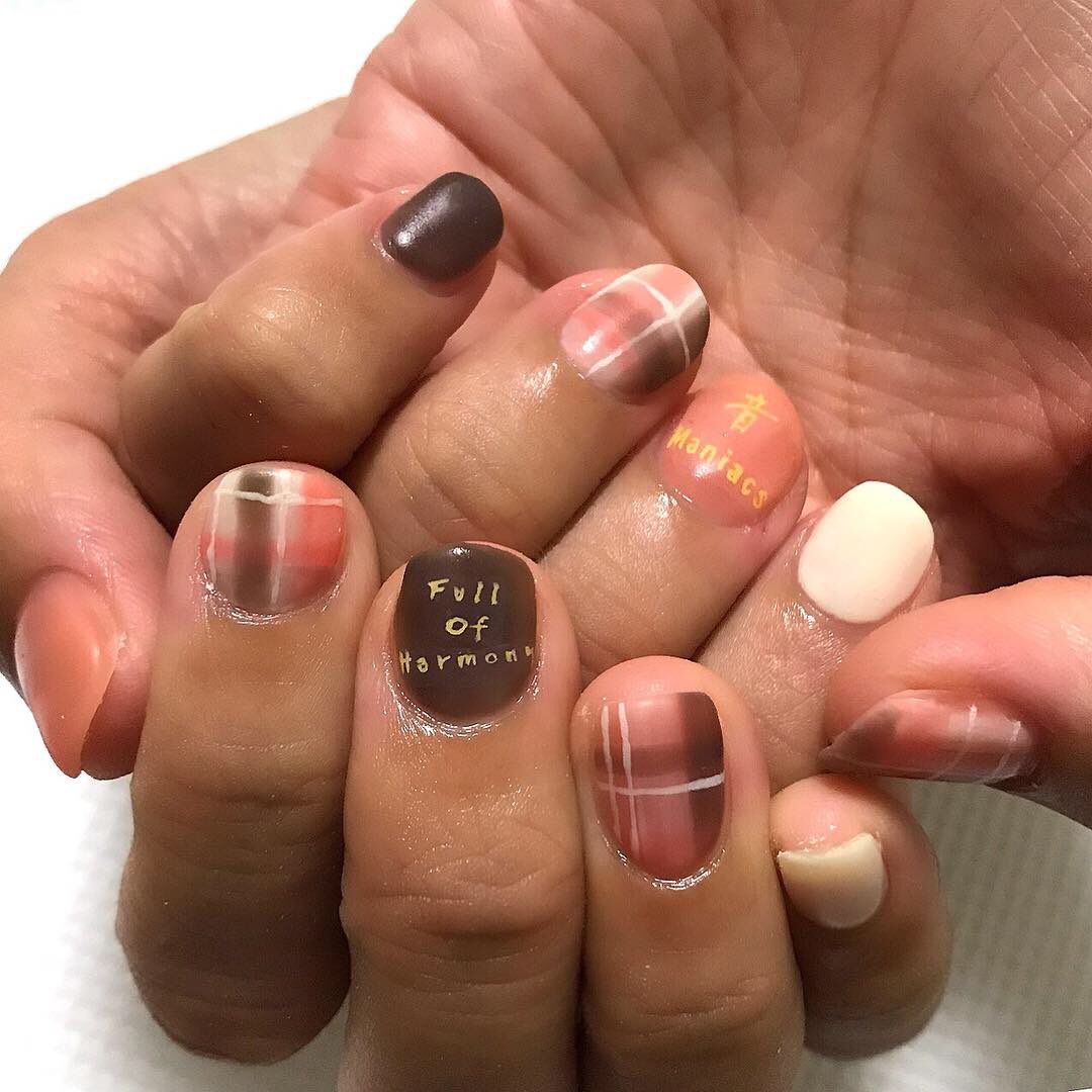 _MUMEMO_'s tweet image. .
今月のネイル✨
今年も楽しみにしてた
Full Of Harmonyのprivate live 仕様にしてもらいました❤️
音 maniacsのMVで
ヒロさんが着てるシャツと合わせてもらいました♪
.
ぼっち参戦やけど
素晴らしいハーモニーに癒されに
行ってきます😍❤️
.
#fullofharmony #bitfun #foh20th #音Maniacs