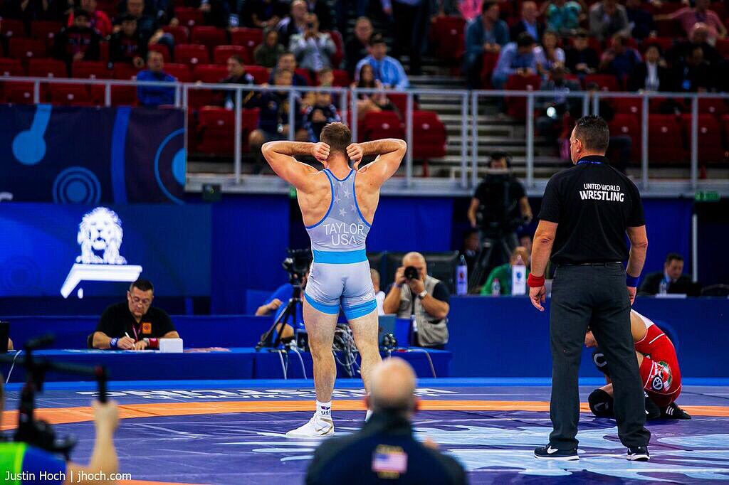 magicman_osu's tweet image. It’s been a battle every match. Semi finals of the World Championships begin at 1045 am EST! I will wrestle Kurugliev from Russia. Thanks for the support, and let’s go USA!! Coverage via @trackwrestling
.
.
📸 Justin Hoch