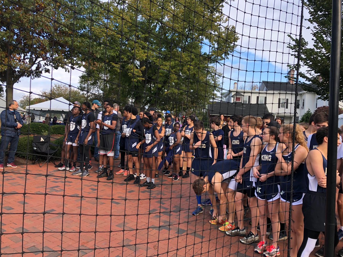 DrStevePerry's tweet photo. Pushing our kids to do sports we don’t often consider. #CPrepHarborUpper Cross Country. Let’s freakin gooooooo! https://t.co/mAICLBXNP5