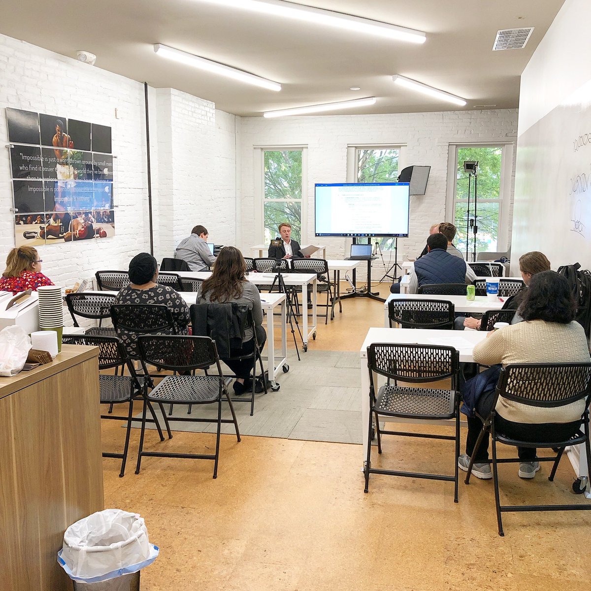 SWLouisville's tweet photo. Startup Saturday: Common Legal Hacks for Startups is going strong. Big thanks to all those who came out and a huge thank you to Jim and Jack Seiffert of Stites and Harbison for their great seminar! #swlou #startuplou #riseandgrind https://t.co/uo4EDpSzMX