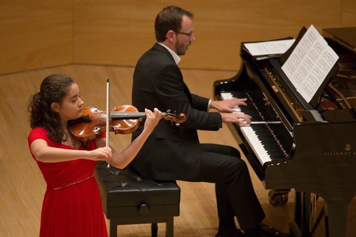 Violinista sofia lopez Inicio