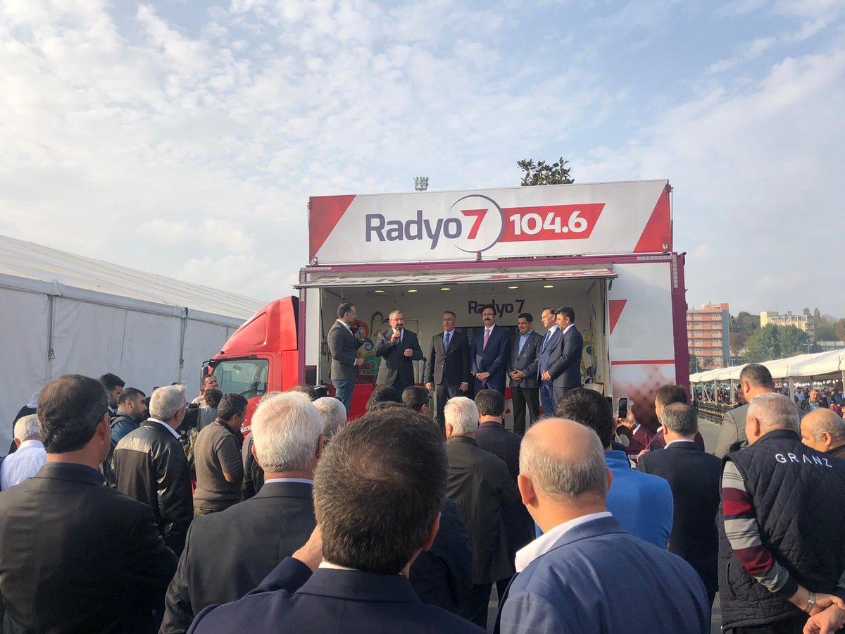 Radyo7's tweet photo. Radyo7'yle Umut Öztürk Yenikapı Meydanı'nda Adıyaman Tanıtım Günlerinde!
Tüm dostlarımızı bekliyoruz...
@UmutOzturkk #radyo7heryerde #adıyaman #adıyamantanıtımgünleri https://t.co/4RfClxV98P