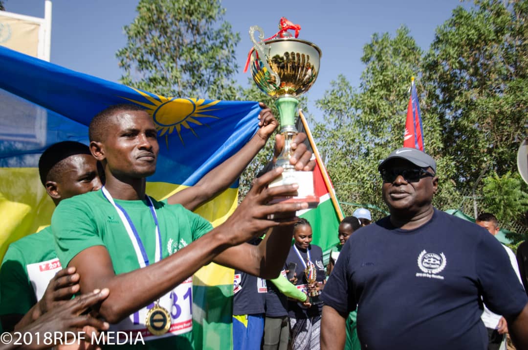 gatjmv's tweet photo. RT #Rwanda-n peacekeepers from Rwanbatt-52 located in El Fasher/Darfur/Sudan serving under UNAMID participated in @UN Marathon Day. The overall winner was #RDF Pte Celestin Nsengumuremyi followed by his other 5 countrymates. Well done guys! https://t.co/l1Jw5H153K