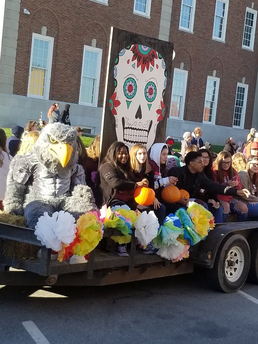 Parade Day for ISD! #ISDstrong