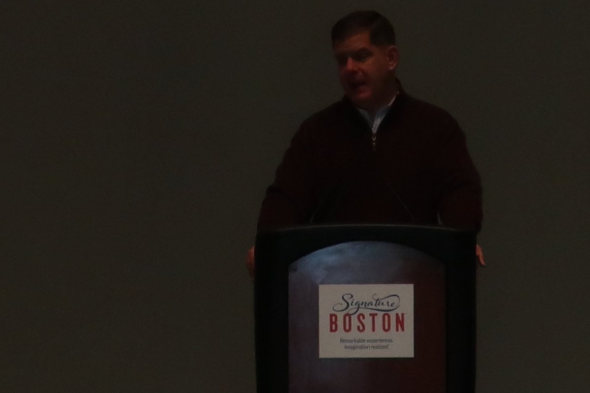 DAB455's tweet image. Inspirational message from @marty_walsh that we’re grateful to state leaders - @MassGovernor @RepKevinHonan @joeboncore - for #housingbondbill and we still have more to do! #communitiestogether #CDCsWORK #mapoli