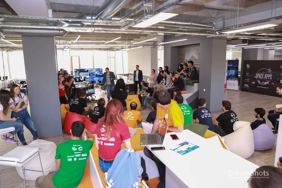 SpaceAppsARM's tweet photo. @SpaceAppsARM participants.
@SpaceAppsVienna @auspaceapps @spaceappsmadrid @spaceappslondon @SpaceAppsMilano other cities who is up for Conference call ? #SpaceApps #SpaceAppsArm #NASA https://t.co/OUAtQNQmOF