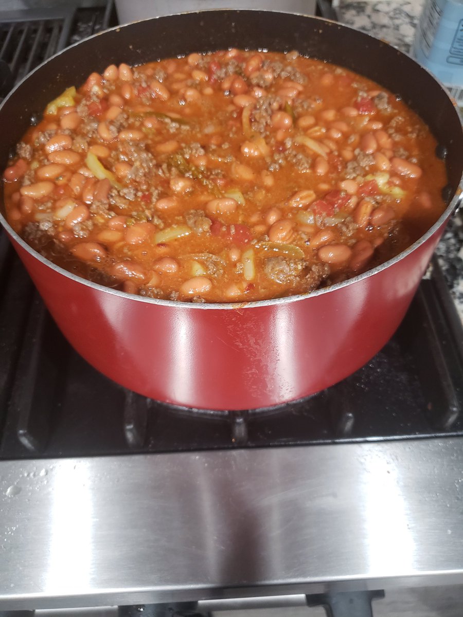 LiMartin77's tweet photo. Getting Promo Saturday going! Some Venison Chili beans for my team! Have a great day!#centuryteam #swisbest #epwest #potlucksaturday @Vizcaino9 @dchavar @DVillasenorJr @CaptnSeriousFun @ELujan344 @Itsjoeybro @Jaymar81 @LS430VIP @Casi11as https://t.co/FWFBiIluOO