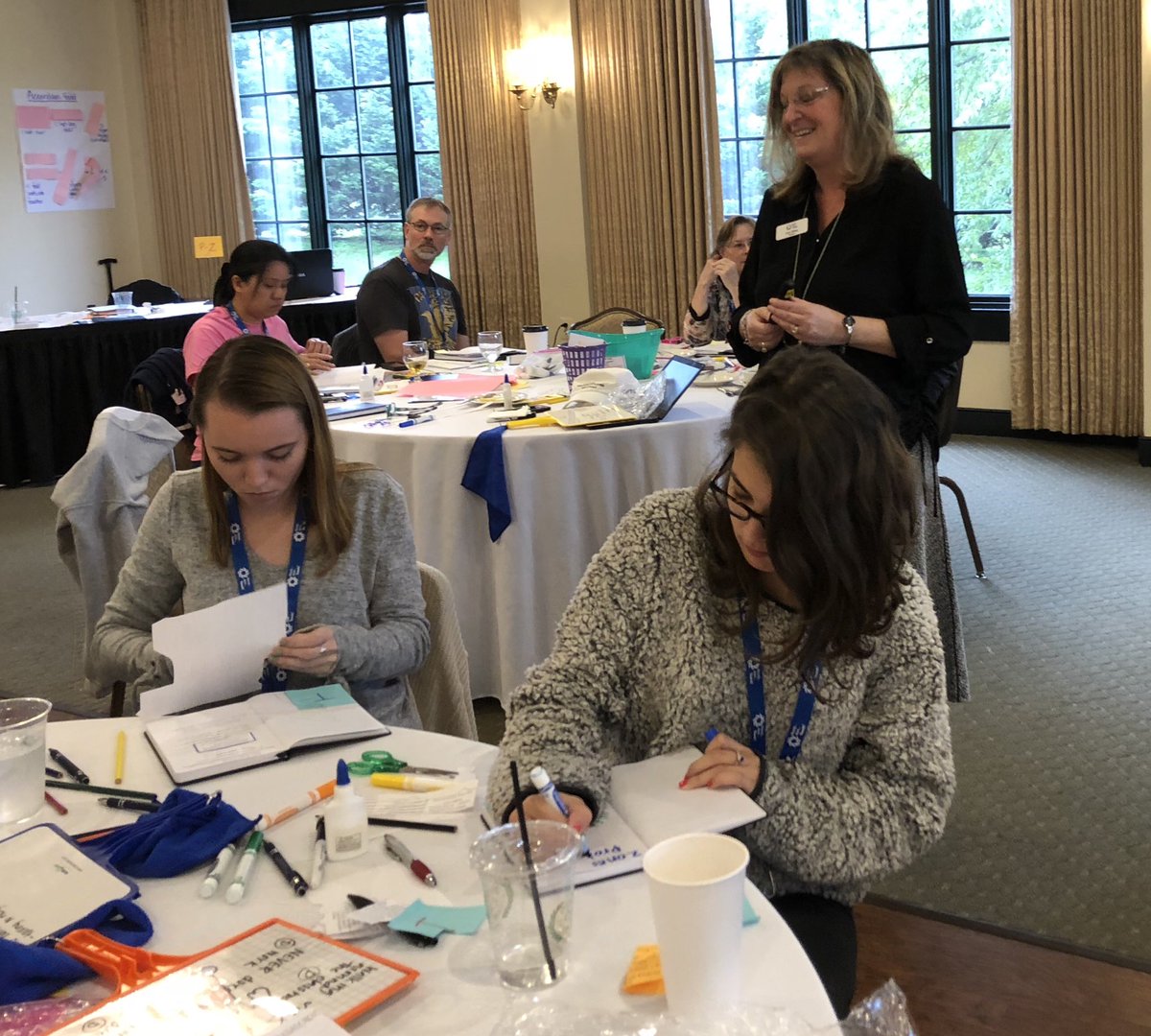 AmyKinesTools's tweet image. Classroom proximity
#ProactiveTeaching
Move around the room as often as possible. Increase student engagement.