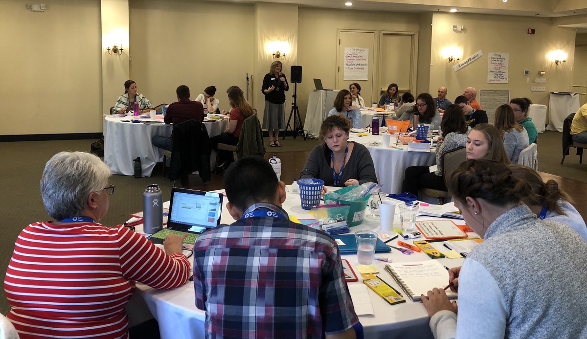 AmyKinesTools's tweet image. Classroom proximity
#ProactiveTeaching
Move around the room as often as possible. Increase student engagement.