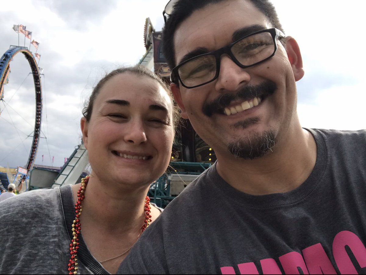 Ge0rgE_RiVaS's tweet photo. 17 years Strong. Happy Anniversary @Shawna_Rivas #HappyAnniversary #lovemylife https://t.co/rRGrsd1qQb