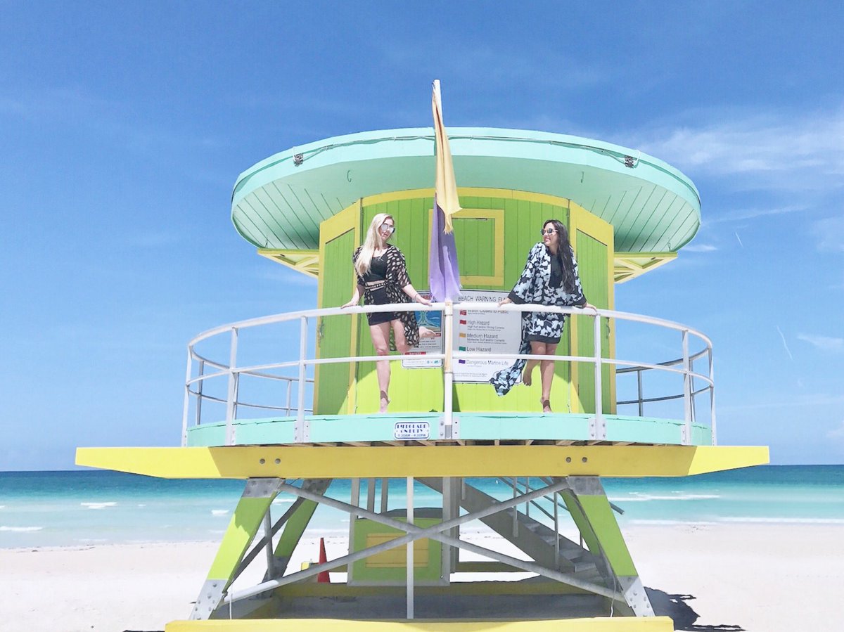Blondy_Brunet's tweet photo. Girls just want to have sun! βοΈ
#HappySaturday
#BlondyBrunet #BeachDay #BeachSide #SunKissed #MiamiBeach #WeekendVibes #FunInTheSun #Paradise #BeachDaze #OceanAir #SeasTheDay #TwoGirlsOneBlog #TwoShadesOneLens https://t.co/WJKaoye2dd