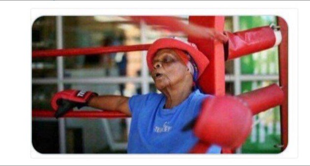 Abilityrex2's tweet image. #FuprevsPti PTI student after seeing Fupre 100l CHM 111 Test question...😂😂😂