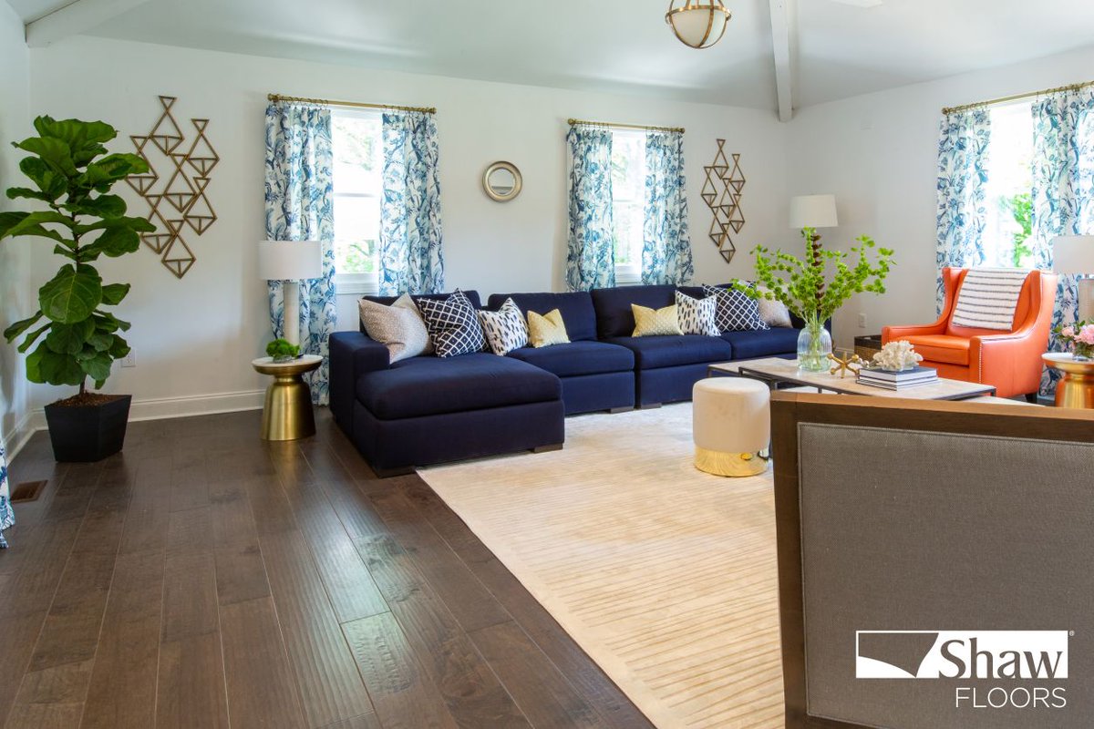 MyStudioHome's tweet image. If you missed this episode of Property Brothers, Jonathan and Drew outdid themselves with a beautiful home remodel featuring Yukon Maple hardwood by #ShawFloors. pbxx.it/e6Eknu