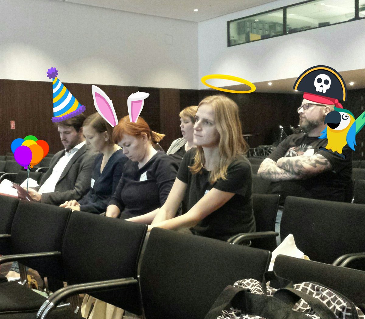 giselle_ucar's tweet photo. Die Party-People von @wdr3 aka meine Kollegen beim @stARTcampKB 😉
 
#sckb18 https://t.co/1mI9g2J0xa