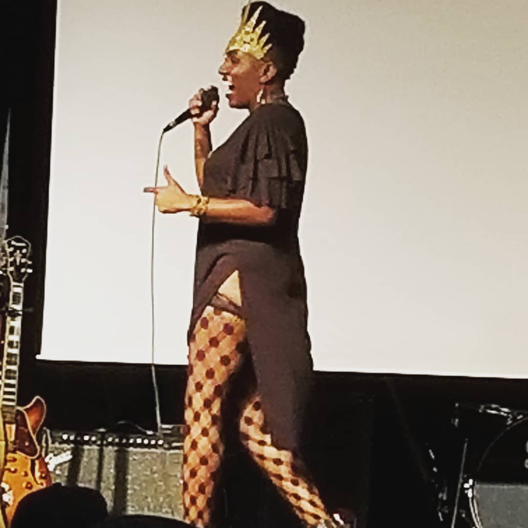 Kula0322's tweet photo. My performance outfit had em GAGGING! That crown tho!
#kulavoncille #kula #keepitqueen #crown #winner #rvaawards https://t.co/88OzSicxxC