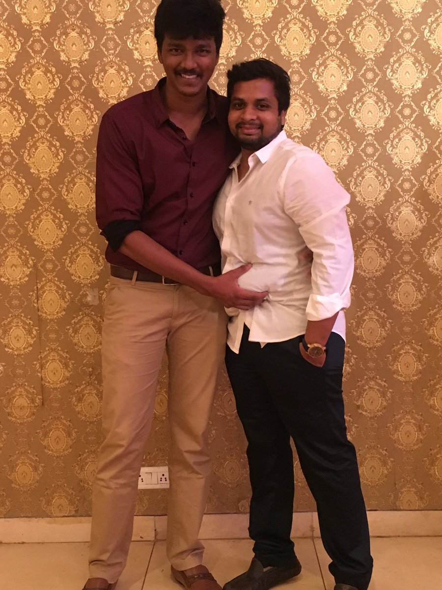 Perspectivebud's tweet image. #MyYaari 15years friendship. in my 25years of life.!! My ATM. My Love.!! 😍😍😘😘😊😊😇😇 Cheers.!! #Bodi Babu &amp;amp; Co.!! #papers #Kuppa #Batta #Baba #Chambu #Shabbashpuddi. #No1YaariWithRana