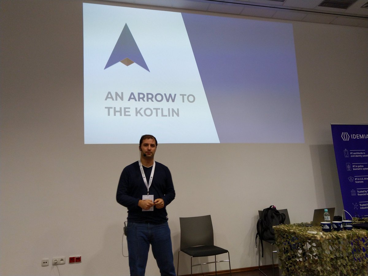 _ajoz_'s tweet image. Finally the talk I was waiting for! @sefford is showing the Arrow library A great finish to a wonderful day! @mobilizationpl #mobilization8