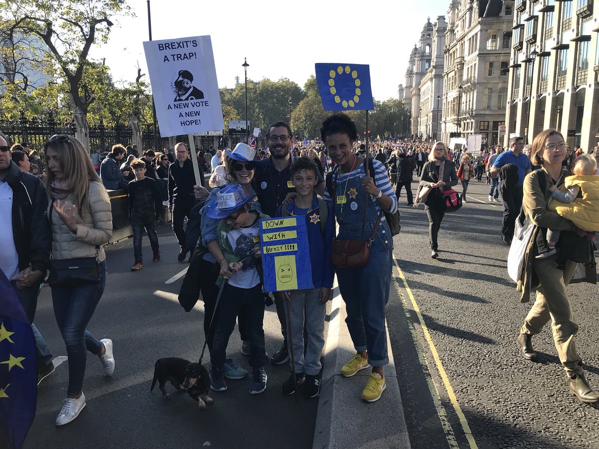 #PeopesVoteMarch
