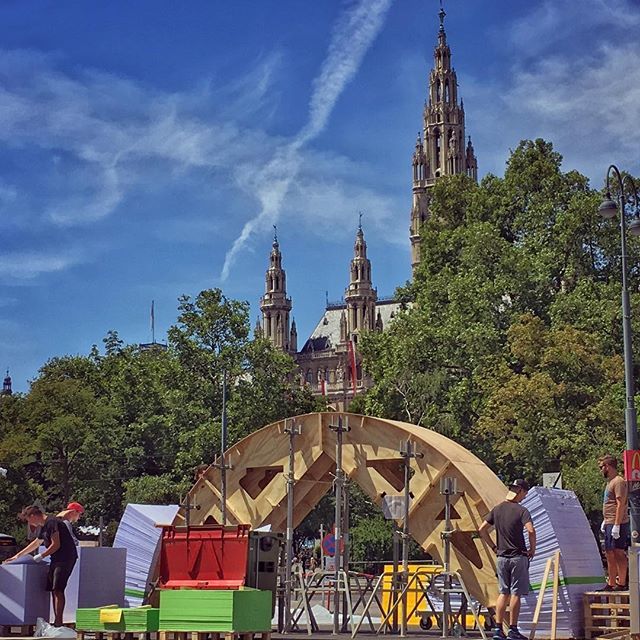 rougeit's tweet image. From the archive:
Building the PaperArch. Vienna. 2017
#paper #engineering #paperarchitecture #paperengineering #installation #arch #vienna #archives ift.tt/2R43qk3