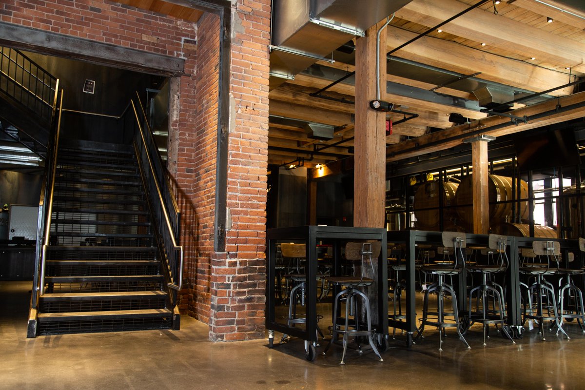 TrilliumFortPt's tweet image. Can't make it to Fort Point to visit us this weekend? Join @bostonmagazine on their first look at our Thomson Place location:
bostonmagazine.com/restaurants/20…