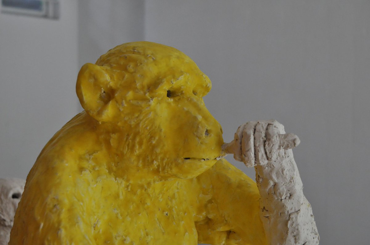 hackneypost's tweet image. “This is nothing but an allegory of the human condition.” @FraZaffarano met the German artist Brigitte Jurack for a closer look at her new ‘Monkey Business’ exhibition at @Filetspace 👉 buff.ly/2NO5QS7