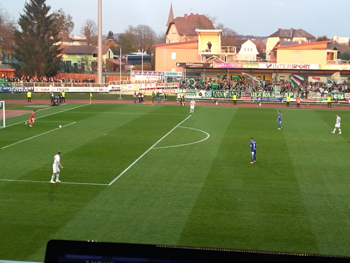 Bauchfleck bei Europa League-Generalprobe - Rapid Wien blamiert sich beim TSV Hartberg - Bild © Sportreport Rapid Wien