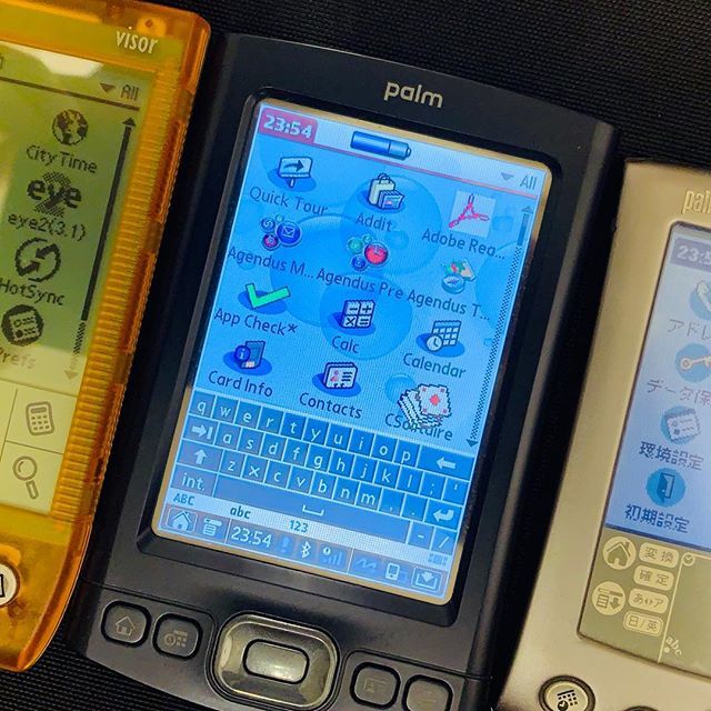 oikauhs's tweet photo. my palm handhelds collections!!
#palmhandheld #palmtx #palmm515 #handspringvisor #eyemodule https://t.co/BGj7kMR5QA https://t.co/AI41WQomtK
