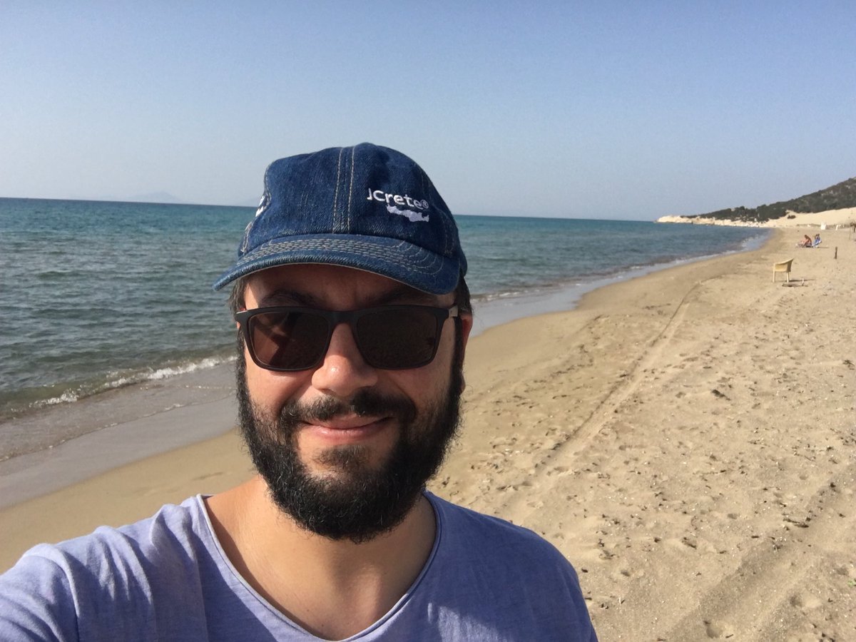 iskitsas's tweet photo. October swimming #summertime https://t.co/7WJPHLSTAk