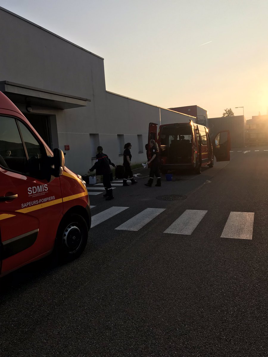 AssmSdmis's tweet image. Retour de l’équipe de l’assm depuis les JNISP @ANISPOfficiel #SDMIS #SSSM69