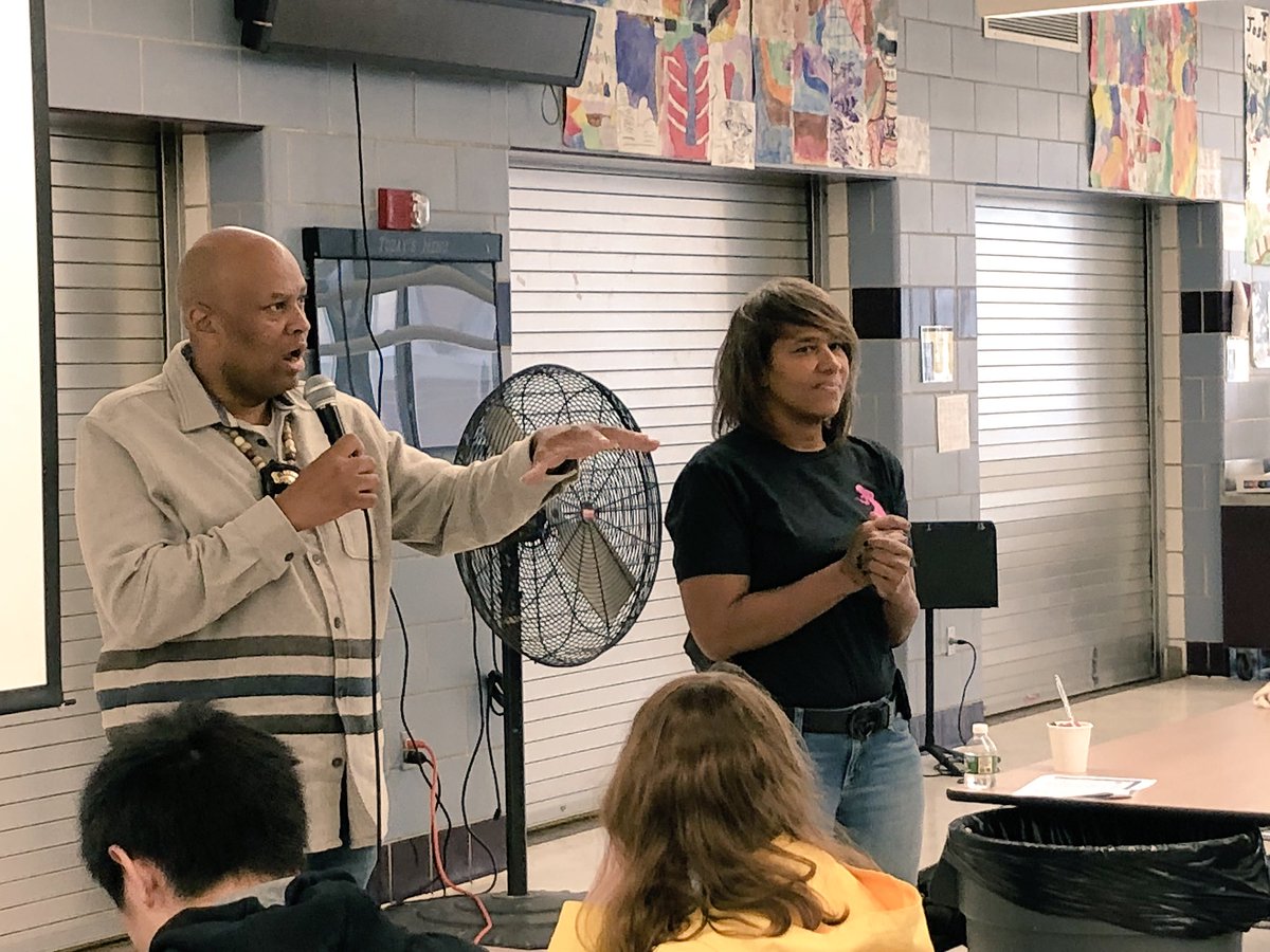 SuperBaston's tweet photo. Great discussion this morning at Boston Latin School with Detective Busby & Ellison about “See Something Say Something”... #commuitypolicing #everyday https://t.co/OT0VEFiqKf