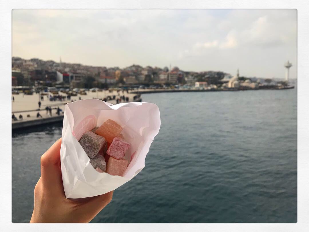 tunamargaret's tweet photo. Une magnifique balade en bateau sur le Bosphore! https://t.co/IHSMSXKAXF