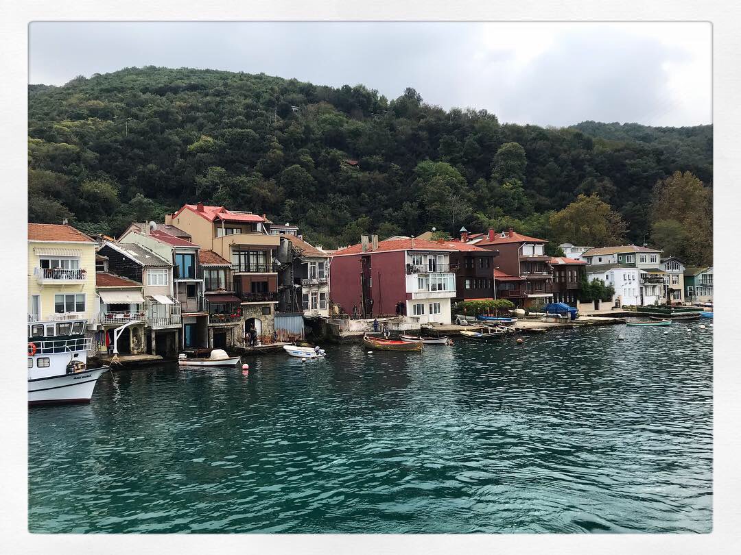 tunamargaret's tweet photo. Une magnifique balade en bateau sur le Bosphore! https://t.co/IHSMSXKAXF