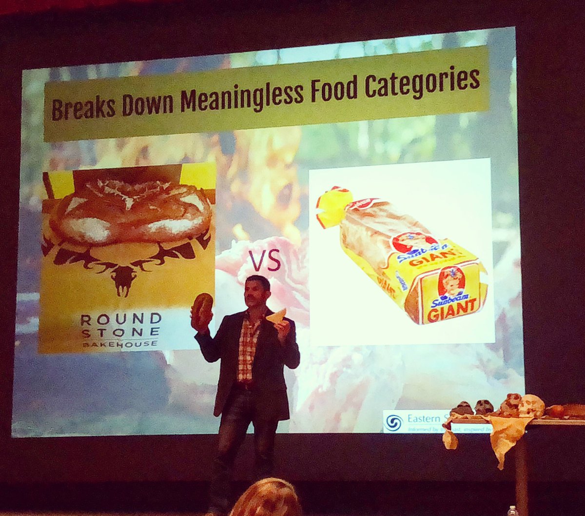ESFoodLab's tweet image. All bread is not created equal. A long fermented #sourdough is a completely different food than white bread and our bodies deal with them in completely different ways. Just part of the keynote message @drbillschindler shared at REARC
#eatlikehumansagain @odaiosfoods @exarc_net
