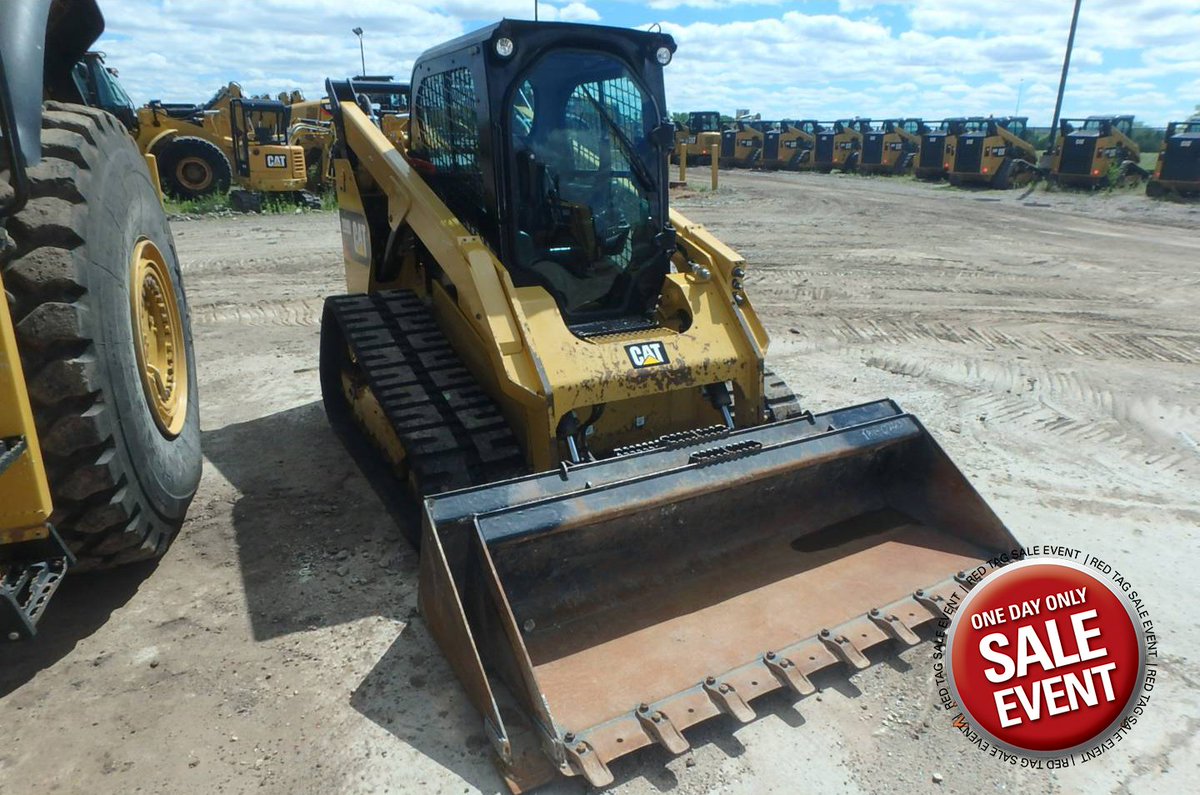 rockanddirt's tweet photo. Join @FoleyEquipment for a 1-day only Red Tag Sales Event at Caterpillar's Midwest Used Equipment Resale Center on Wed, Oct 24. 135+ used machines will be for sale & select equipment will be marked up to 25% off. RSVP here https://t.co/etfqYneQg4 #UsedEquipment #CatUsed #FoleyEq https://t.co/ix3mK5xPNo