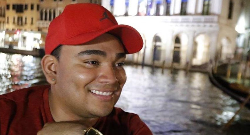 #ConLaMismaMoneda de <a href="/josimarysuyambu/">Josimar Fidel</a> es la canción de la casilla número 7 en #LosDurísimos conduce <a href="/ricardoelryr/">Ricardo Ramirez ®️&®️</a> 
tropicanafm.com/bogota/webcam