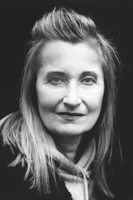 Wishing winner Elfriede Jelinek a very happy 72nd birthday today! Weiter so!  