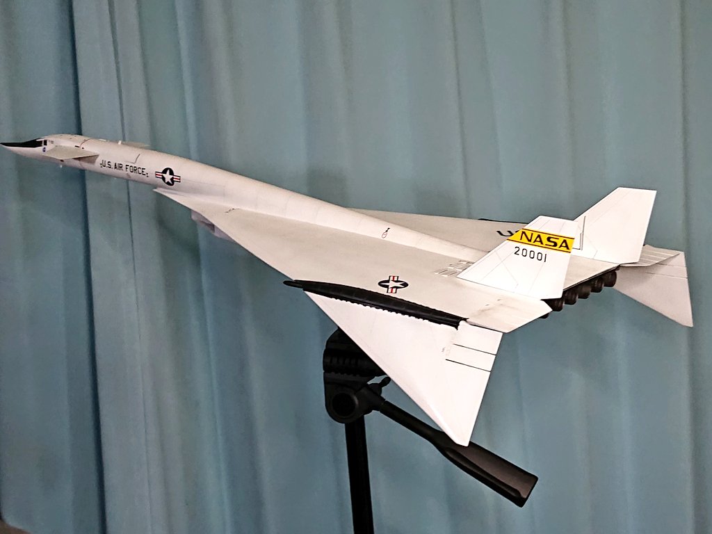 Xb 70 ヴァルキリー イタレリ 1 72 イタレリ Italeri 夏のデカブツ飛行機祭り 春の試作機祭り 冬のナナニイ爆撃機祭り Bmc展示会 Togetter Xb 70 ヴァルキリー イタレリ 1 72 イタレリ Italeri 夏のデカブツ飛行機祭り 春の試作機祭り 冬のナナニイ爆撃機祭り Bmc展示会 Togetter