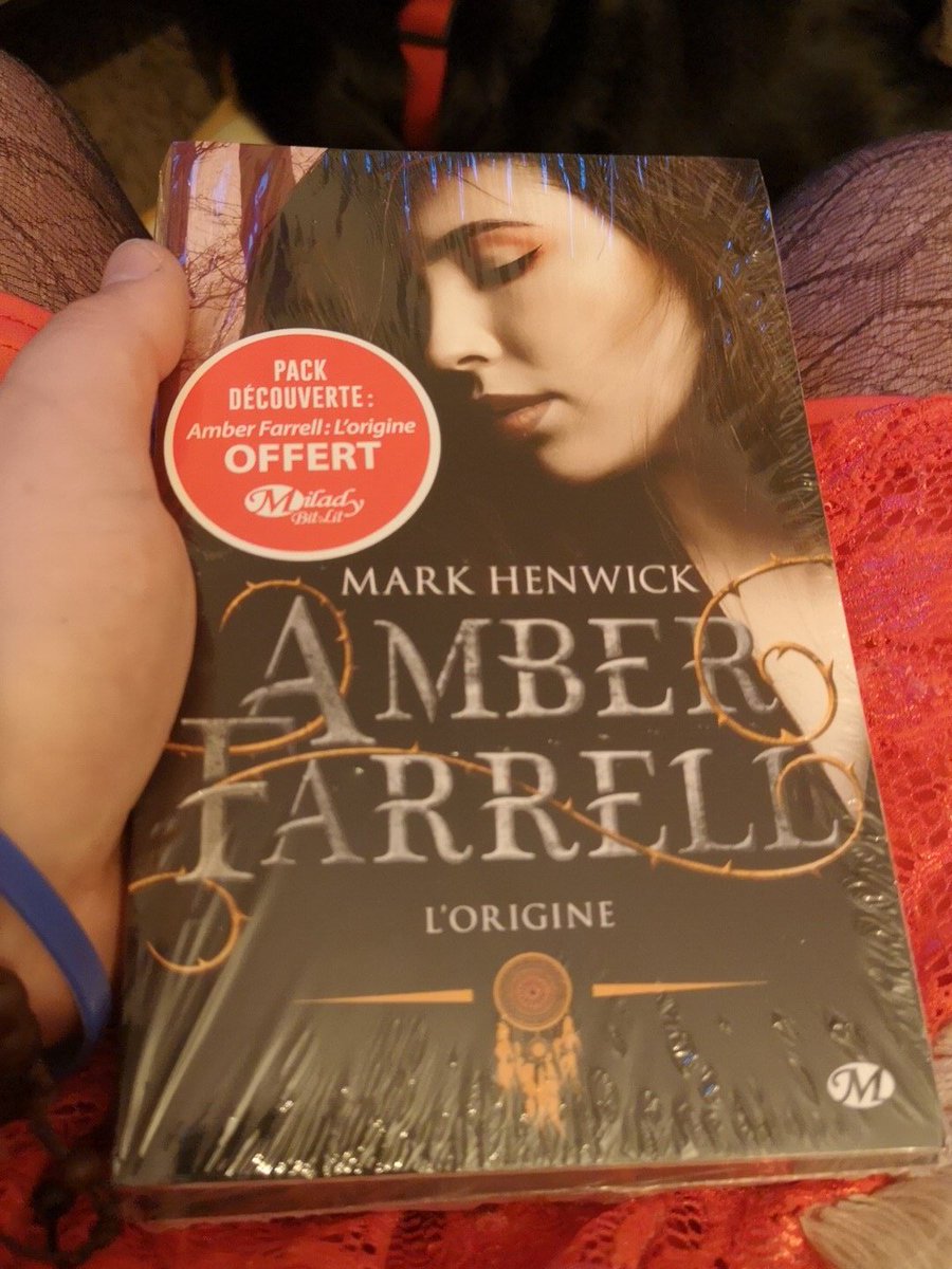 Au_fil_de_mots's tweet photo. Haaaan mais @MiladyFR faut pas faire des trucs comme ça ! 😱 Je ne paix résister !!! #AmberFarrell https://t.co/FKM64YqoyV