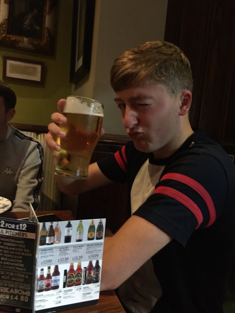 foot_era's tweet photo. FANS: Some of the players are participating in a beginning of the season meet and greet down at the local. You’ll have to see for yourself who the rest of the players are. #secret. #table9atthegooseberrybush https://t.co/hXeks2tbw9