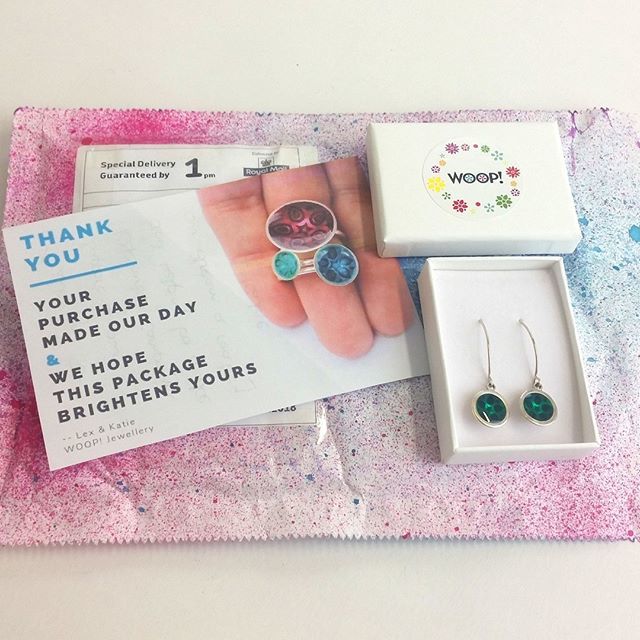 Another day, another order on it's way! 😄 #MondayMotivation⠀
.⠀
.⠀
.⠀
#inthepost #onitsway #sterlingsilverjewellery #handmadeisbest #shopsmall #shoplocal #starjewellery #flowerjewellery #greendropearrings #greendangleearrings #greenearrings #live… ift.tt/2CxsSLQ