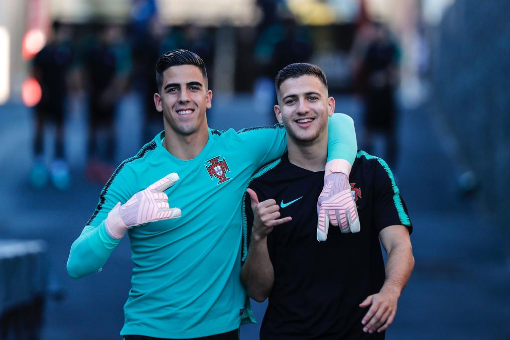 Sempre um prazer estar de volta e poder representar o meu paΓs! π΅πΉ #U21
πΈ @diogogppinto