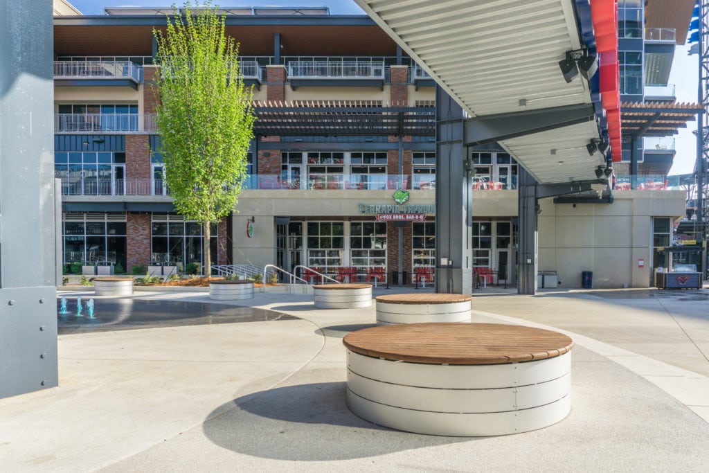 hemmaconcrete's tweet image. We're so proud to have our past #hardscape work at @BatteryATL surrounding our team's @SunTrustPark . ⚾ Thanks for the awesome pics #TimberTown #Atlanta &amp;amp; go #Braves!