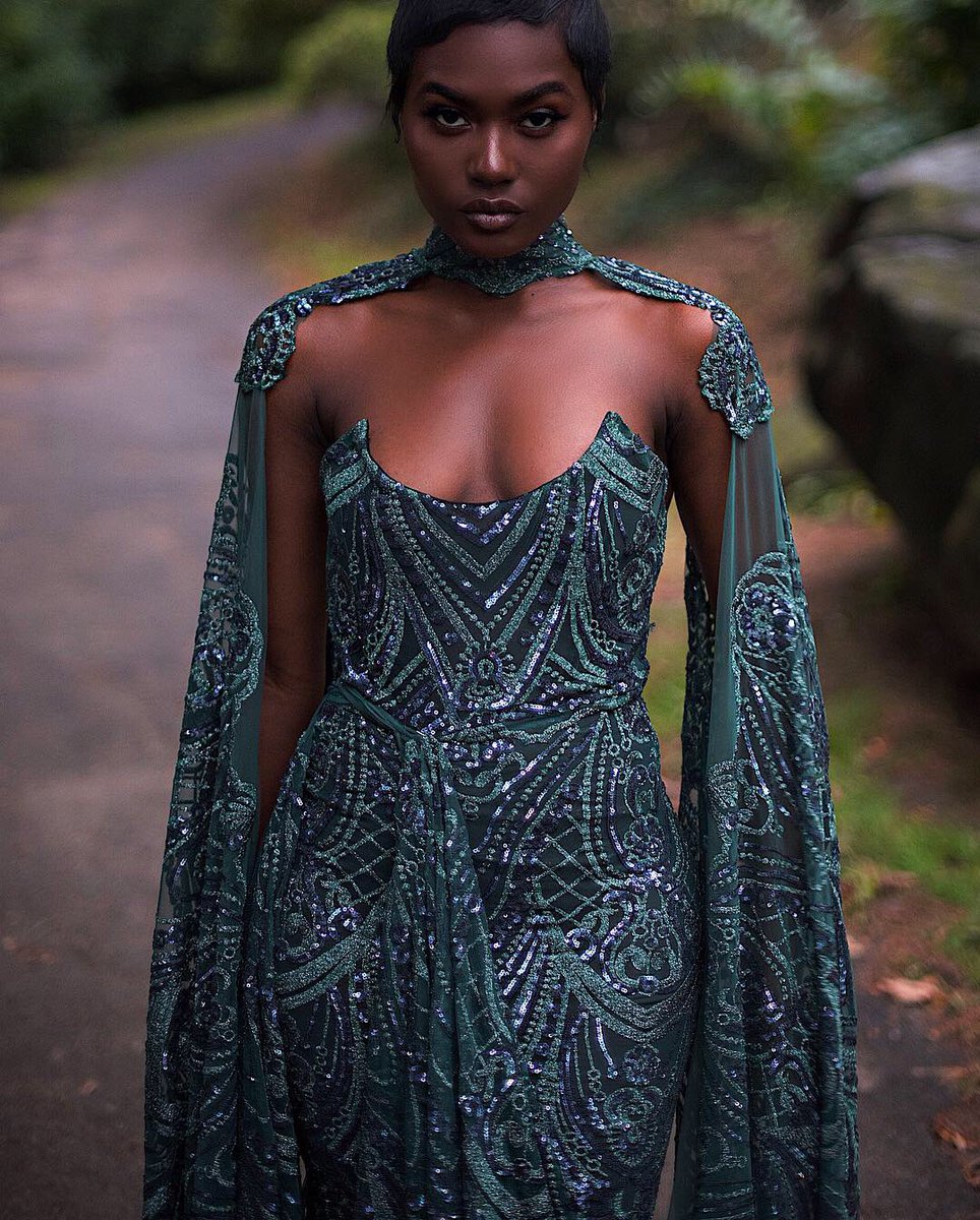 mimmyyeboah's tweet image. I need y’all to RT! Dress by me🖤