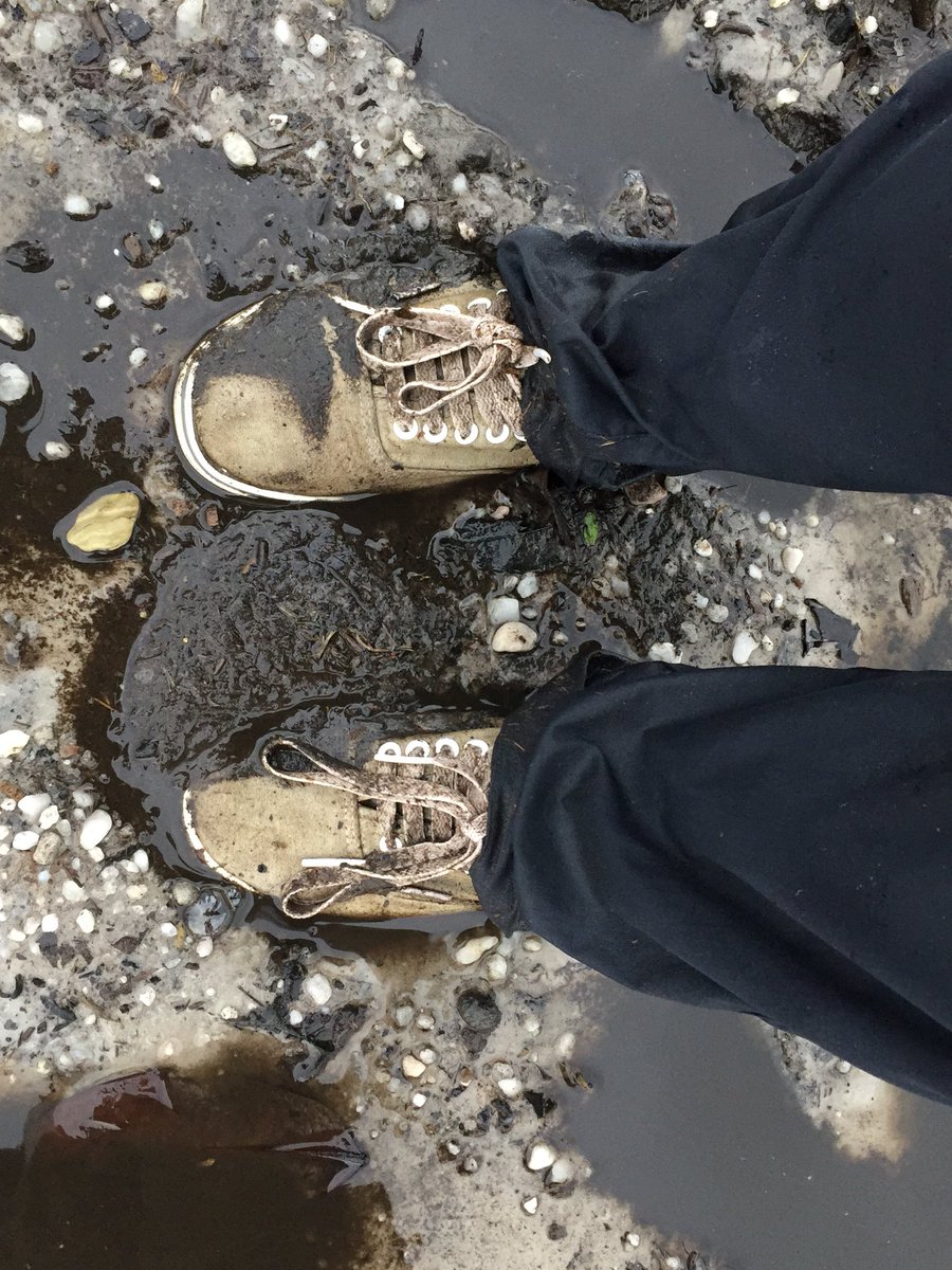 aleolivieris's tweet photo. The best part is always meeting girls who are not afraid of getting their feet dirty! These two ladies made my trip to @ccc_odzala because not only were they not afraid of going swamp stomping but they know how to chill in style ๐ฅ๐ #Option5 #VickiKnowsBest #WanderingThru https://t.co/dOWlAyx6SU
