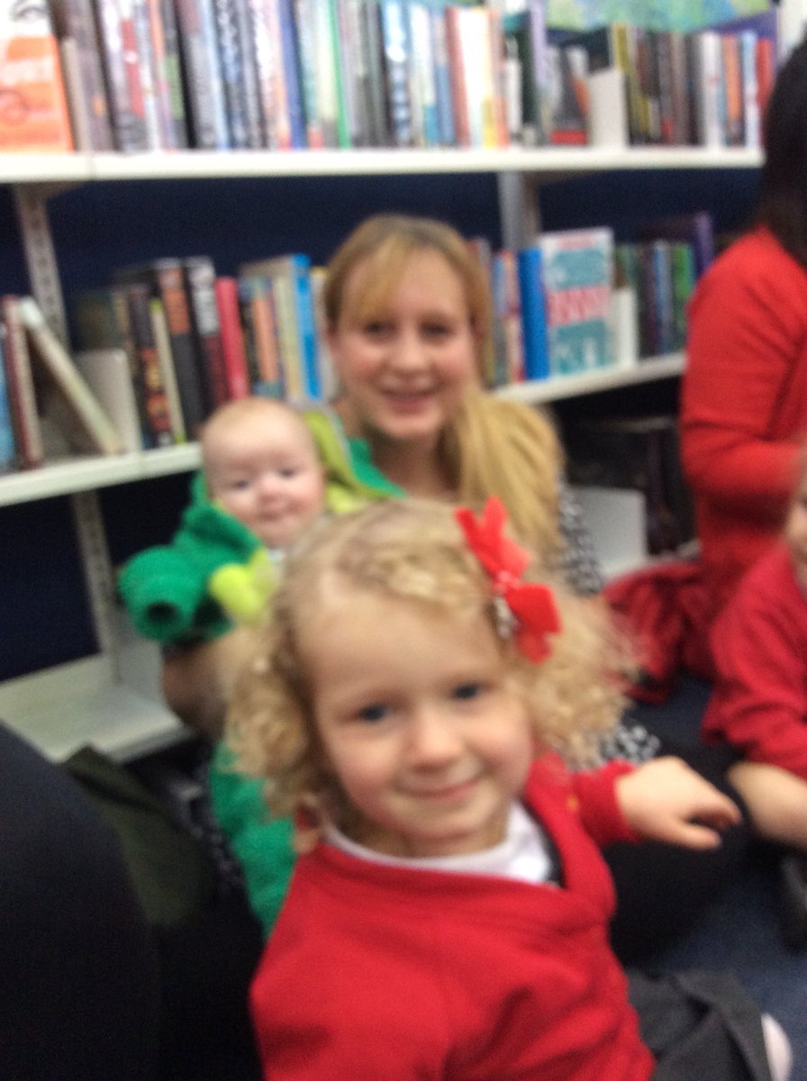 bartonmichelle1's tweet photo. And more @NewParkPrimary https://t.co/bH0roRtu6l