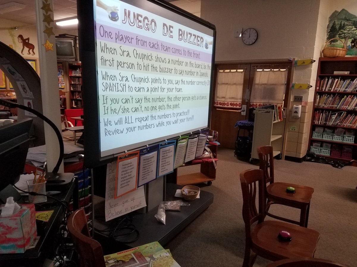SraChupnick's tweet photo. Playing a Buzzer race game in 4th grade @FranklinELsch in Mrs. Bentz's class to practice numbers 0-31 after learning the numbers through practice and a song. @dawn_bentz https://t.co/2MOltziaX4