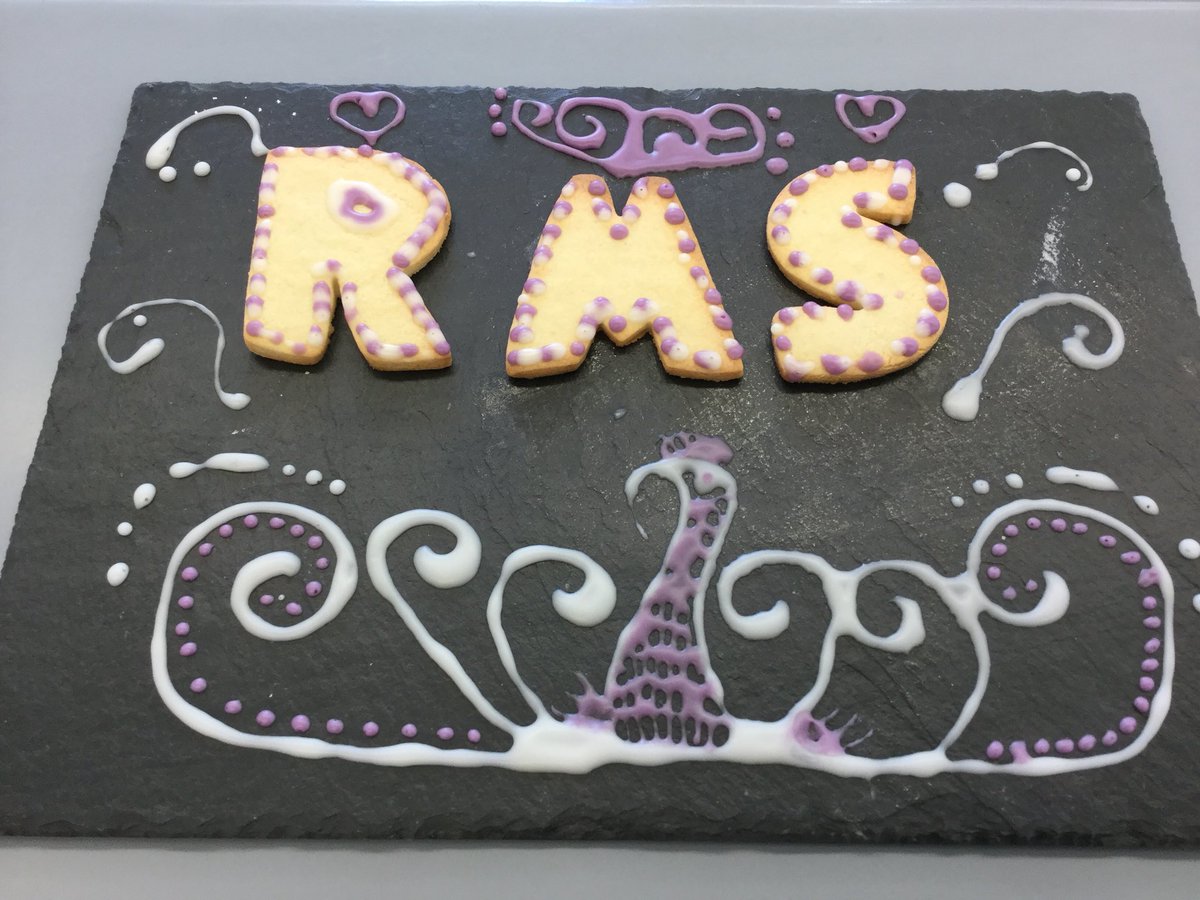 RMSFood's tweet photo. RMS girls cooked delicious cakes, bread, savoury and sweet biscuits to serve to our visitors on Open Day. #RMS https://t.co/VNY5I0LUhq