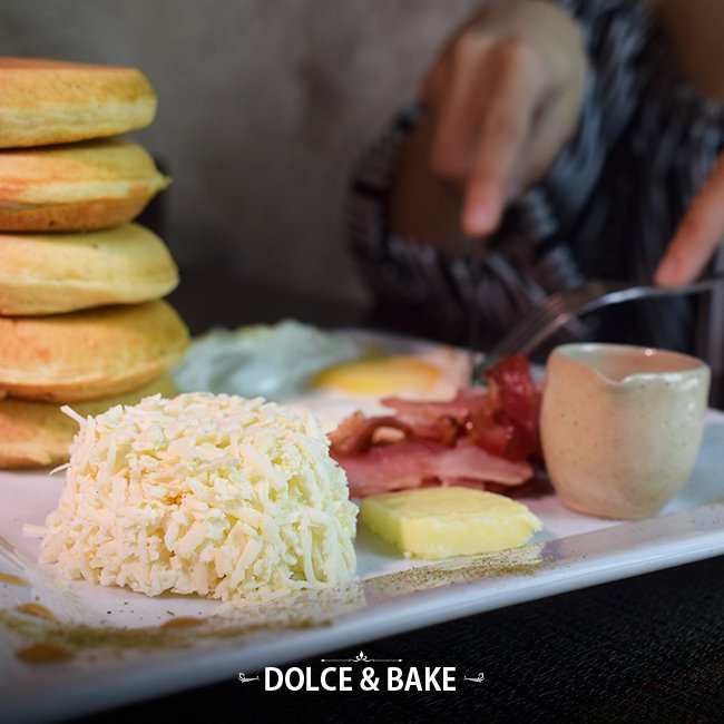 En nuestra casita #DolceandBake nos gusta fabricar ricos sabores. Ella ya lo sabe, ¿y tú? 😍😉

#desayunaconnosotros #breakfastlover #dolcedesayunos #pancakeslovers #dolcelicious